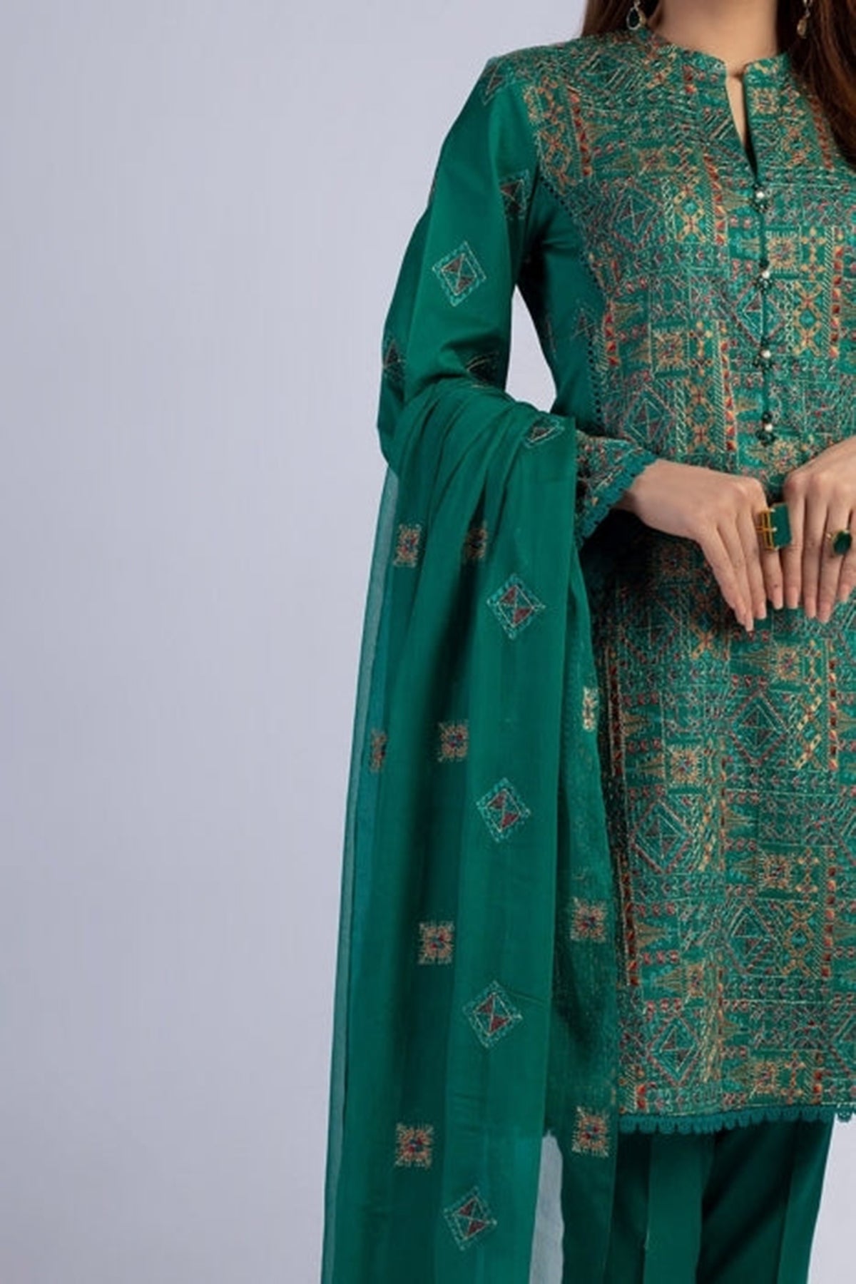 Bareeze Summer Lawn 3pc with Embroidered chiffon dupatta- BS1815