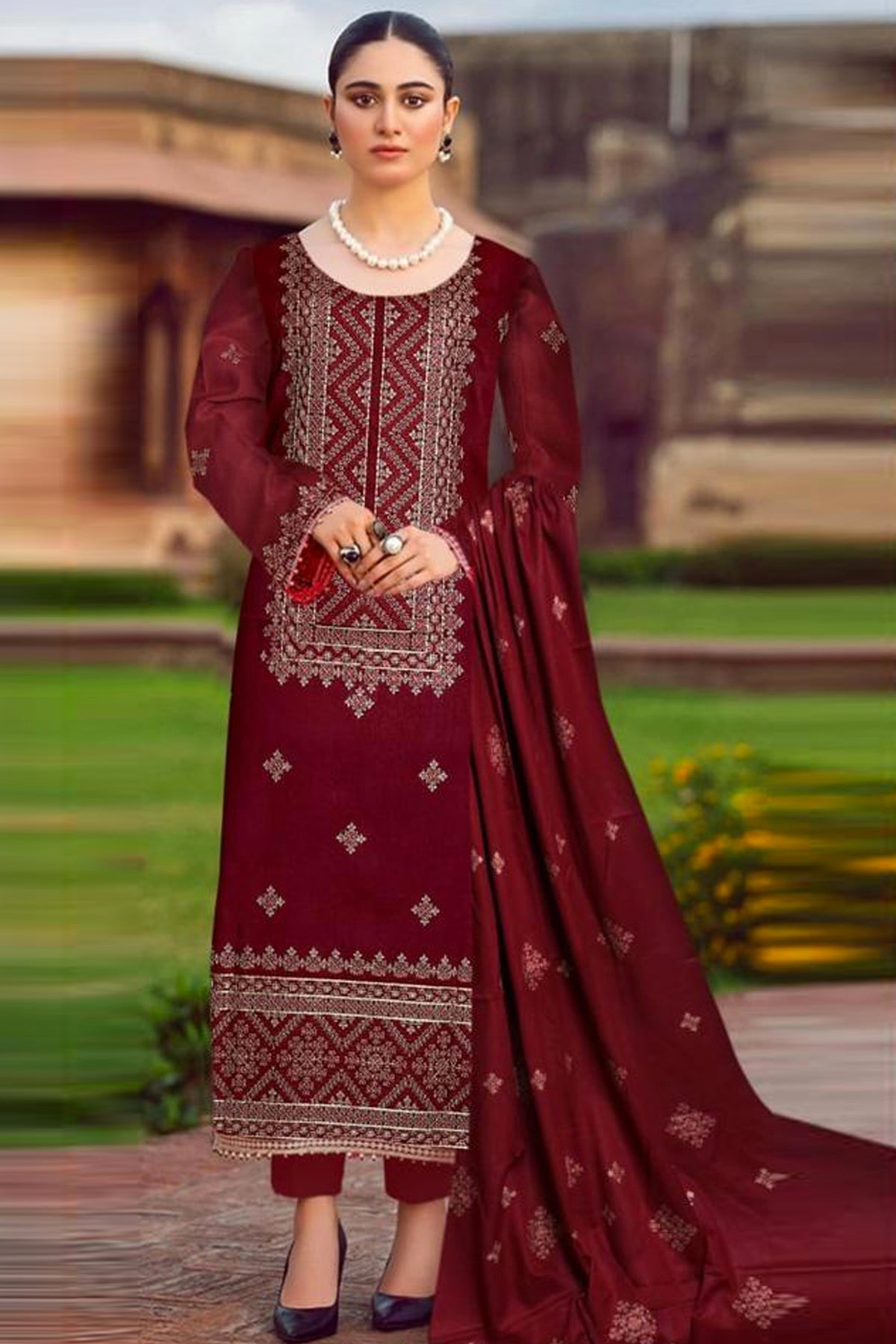 Bareeze 3PC Embroidered Dhanak Suit with Embroidered chiffon dupata -BS102175