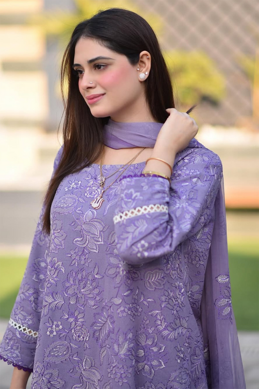 Bareeze 3PC Embroidered Lawn Suit with Embroidered chiffon Dupatta -BS2271
