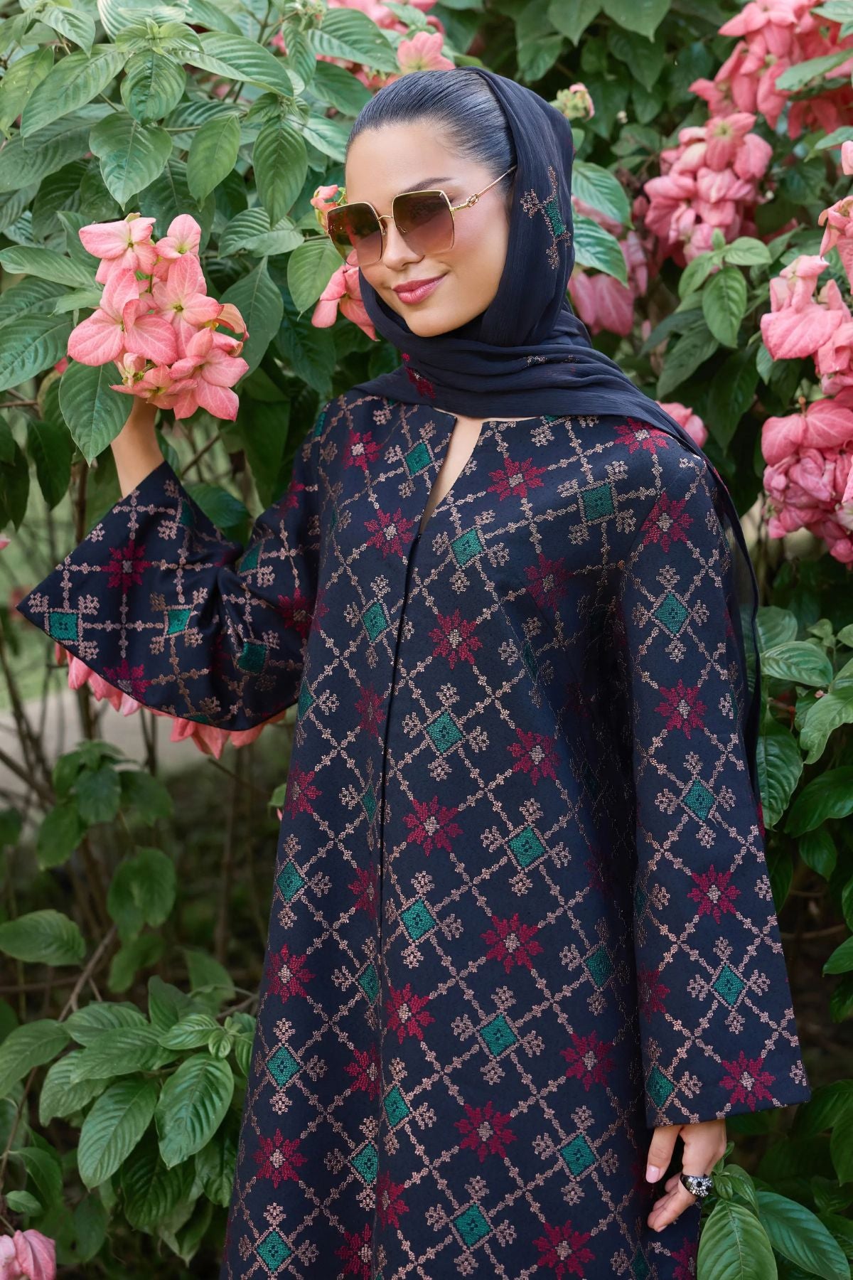 Bareeze 3PC Embroidered Karandi Suit with Embroidered Karandi Shwal -BS2303