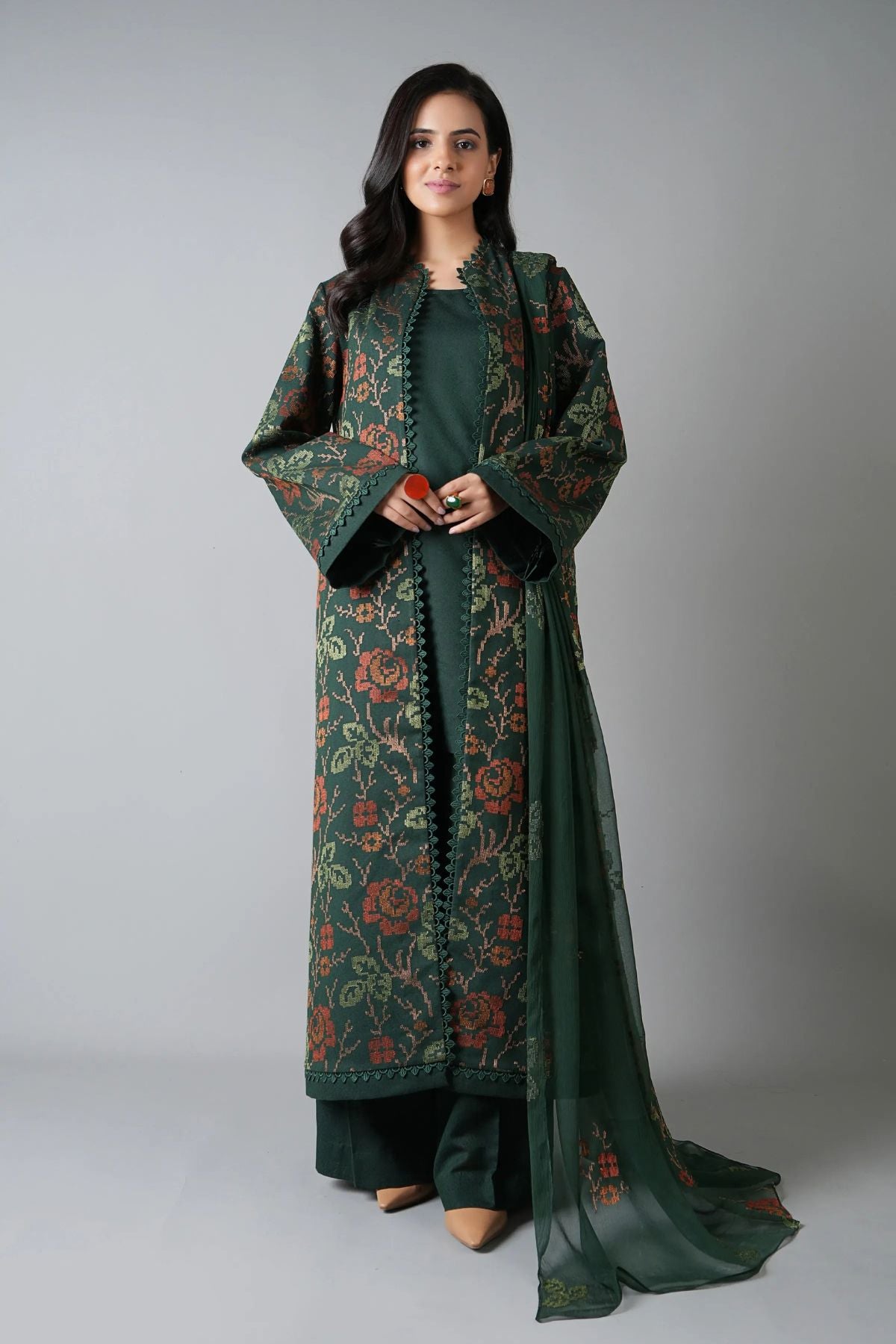 Bareeze 3PC Embroidered Karandi Suit with Embroidered Karandi Shwal - BS2320
