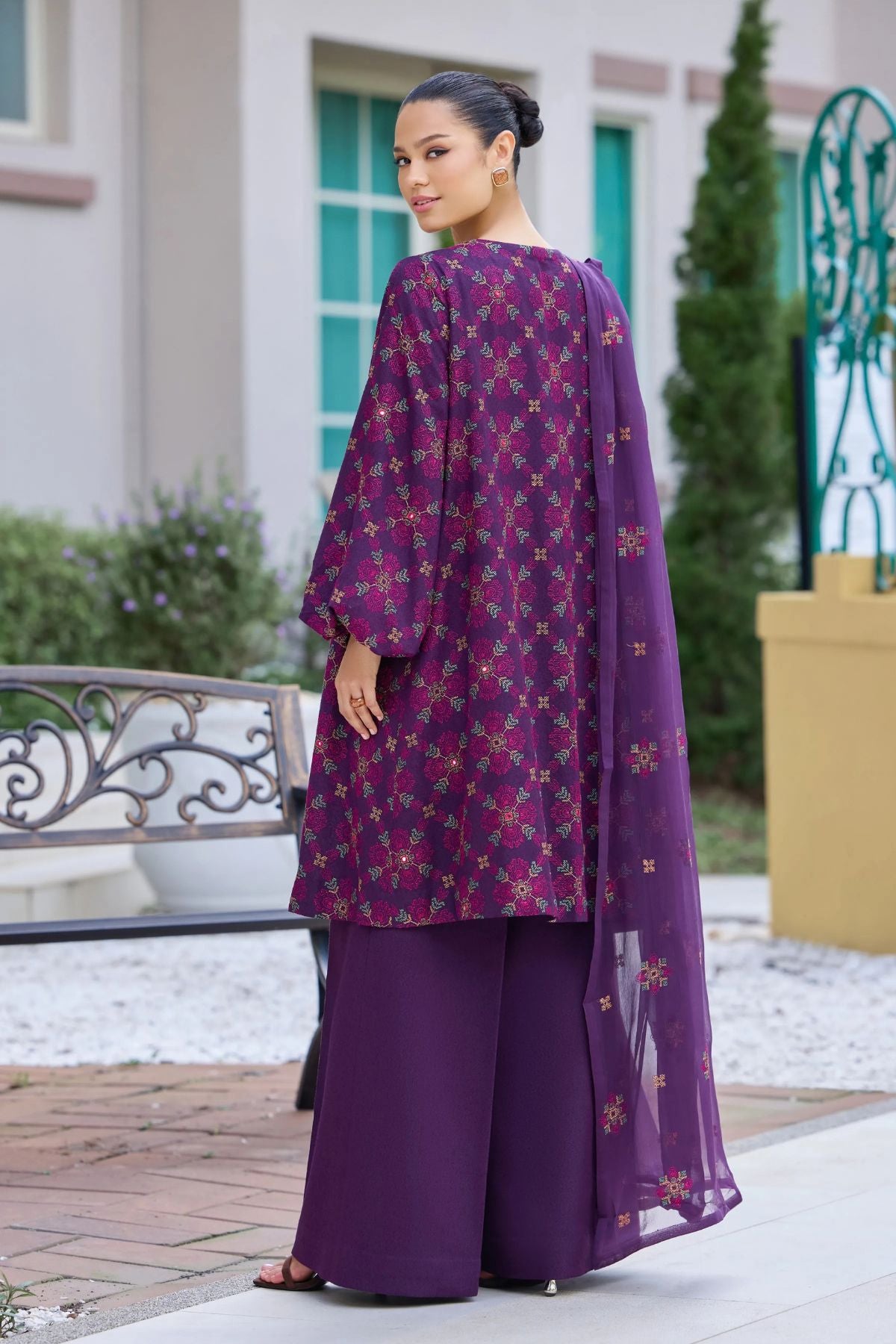 Bareeze 3PC Embroidered Karandi Suit with Embroidered Karandi Shwal -BS2304
