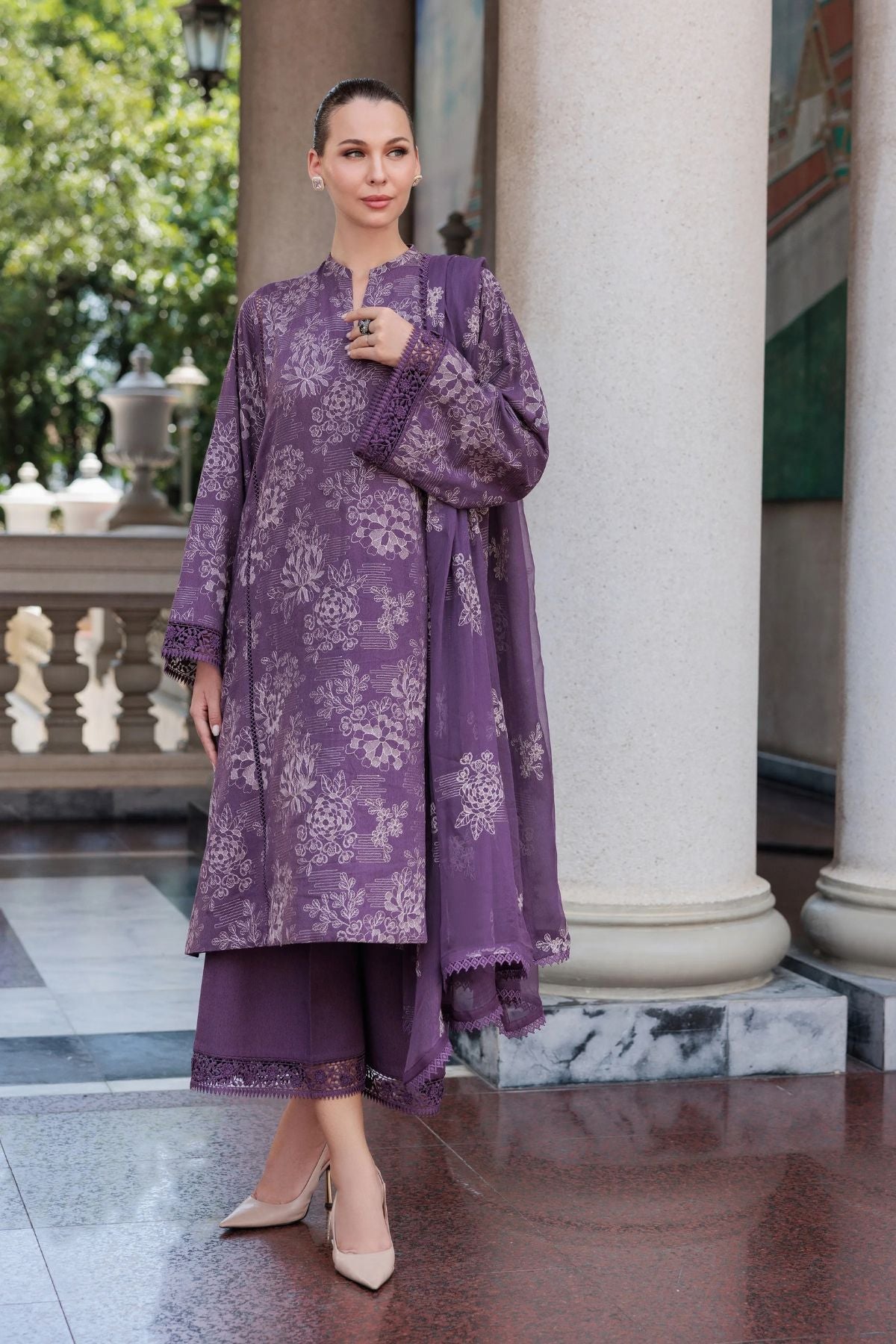 Bareeze 3PC Embroidered Karandi Suit with Embroidered Karandi Shwal -BS2309