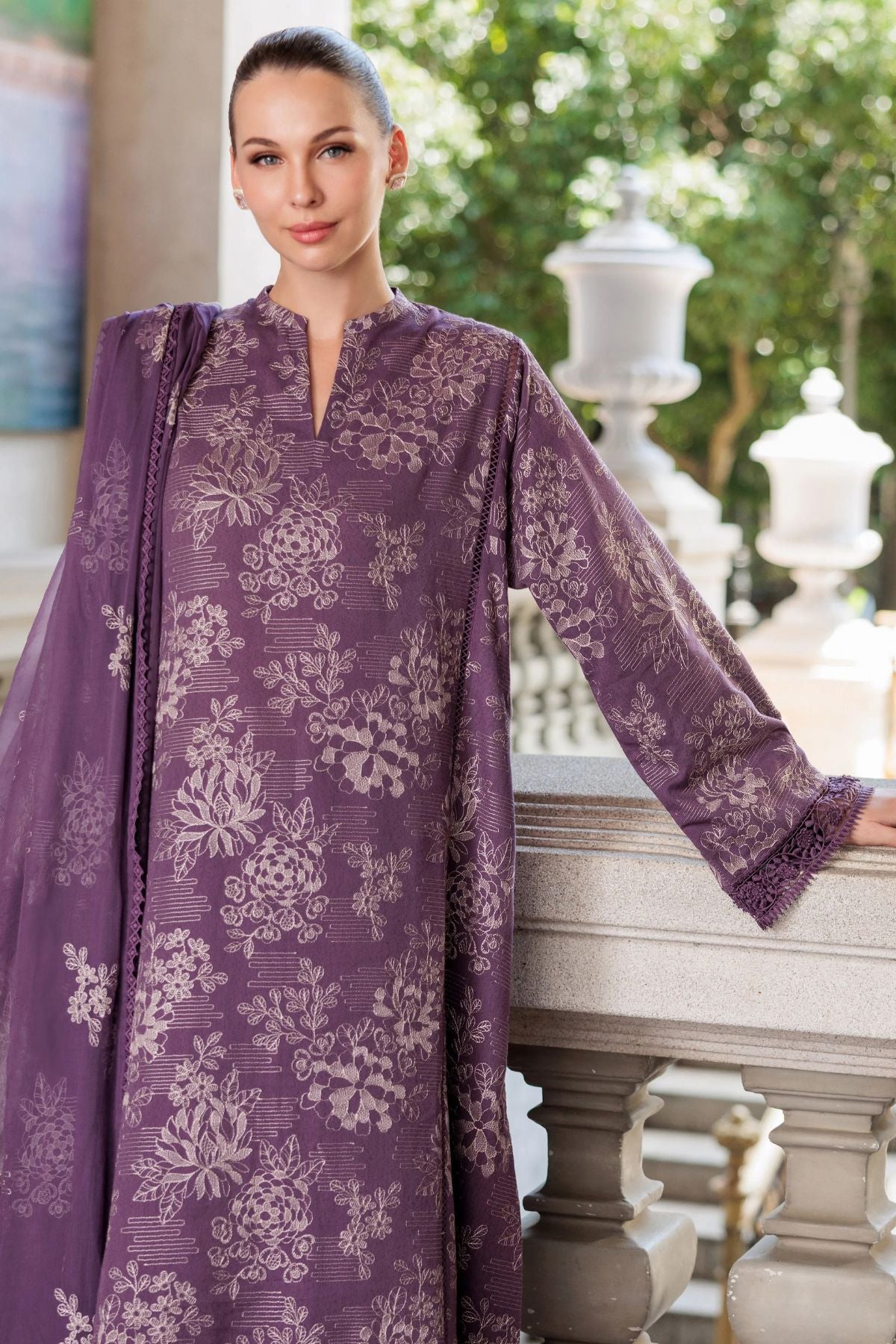 Bareeze 3PC Embroidered Karandi Suit with Embroidered Karandi Shwal -BS2309