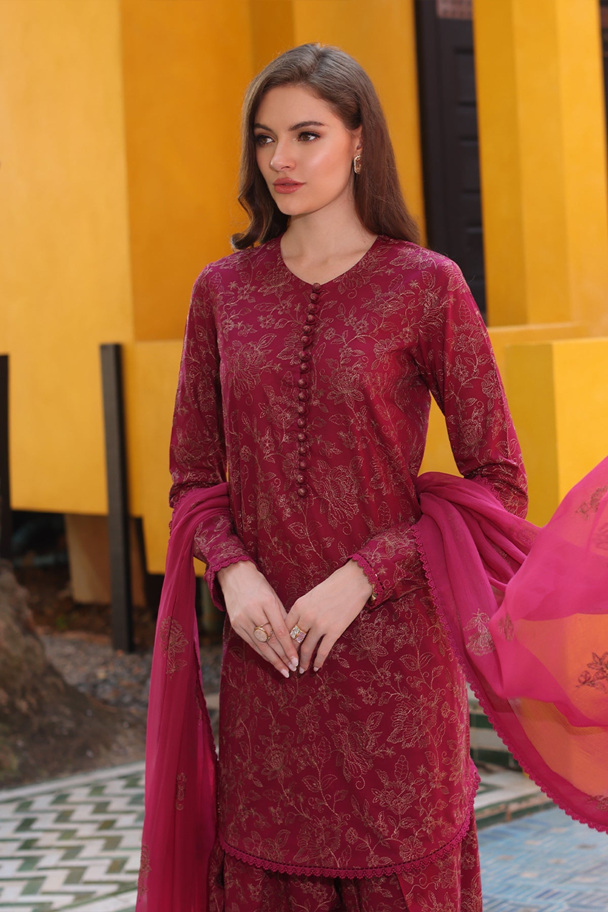 Bareeze Embroidered Lawn 3pc with Embroidered Crinkle Chiffon Dupatta- BS2035
