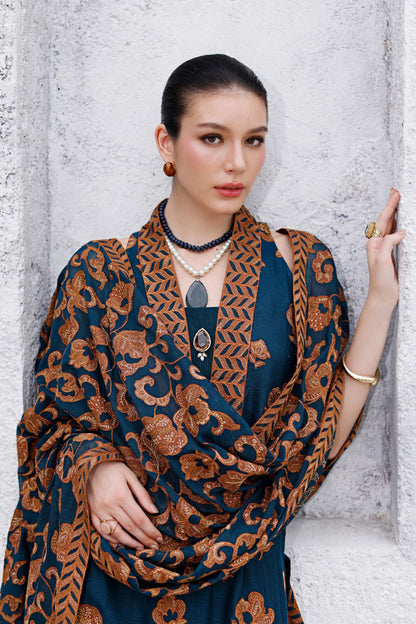 Bareeze 3PC Embroidered Karandi Suit with Embroidered Karandi Shwal - BS2315