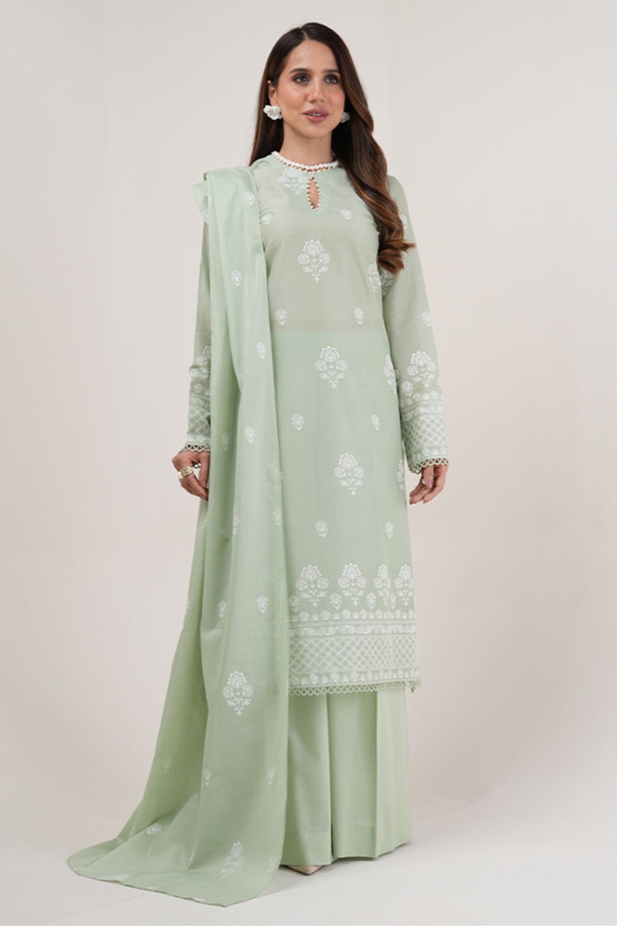 Bareeze Embroidered Lawn 3pc with Embroidered Chiffon Dupatta- BS1994