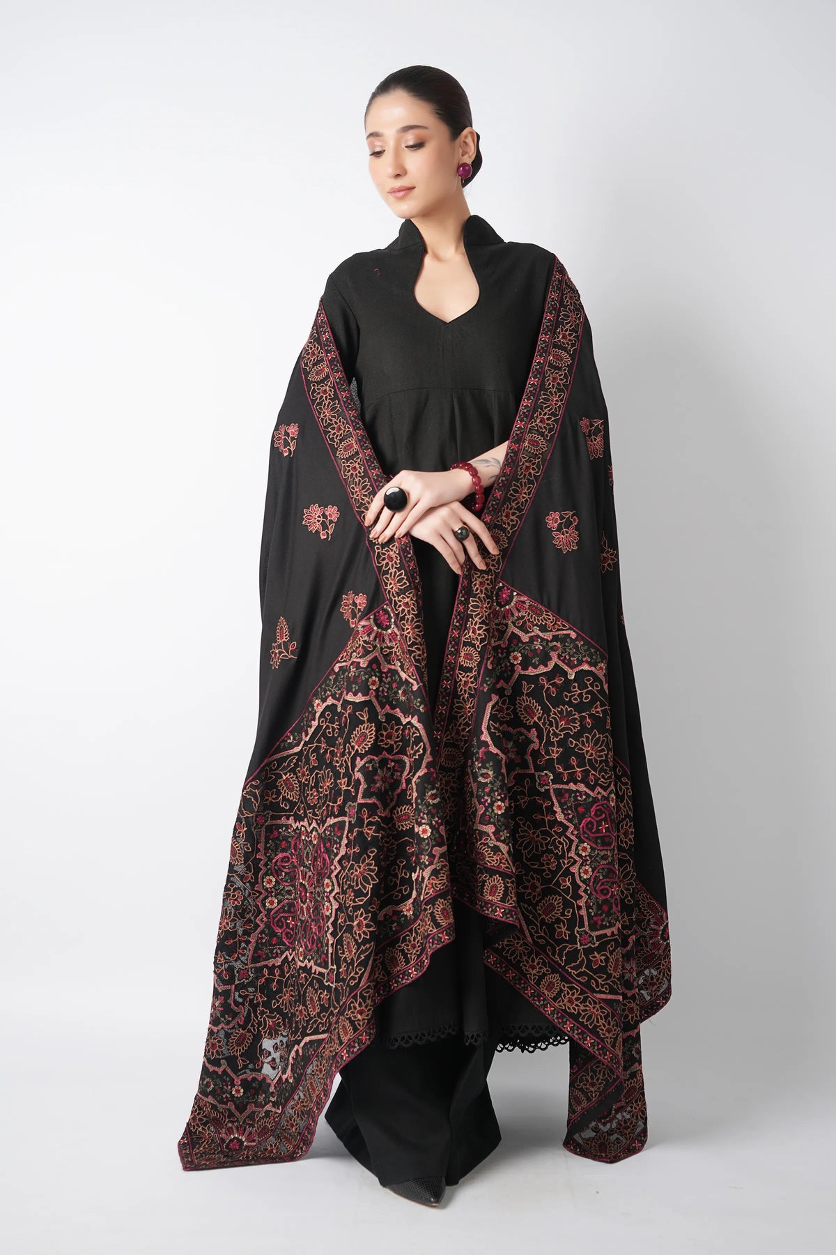 Bareeze 3PC Embroidered Karandi Suit with Embroidered Shwal -BS2313