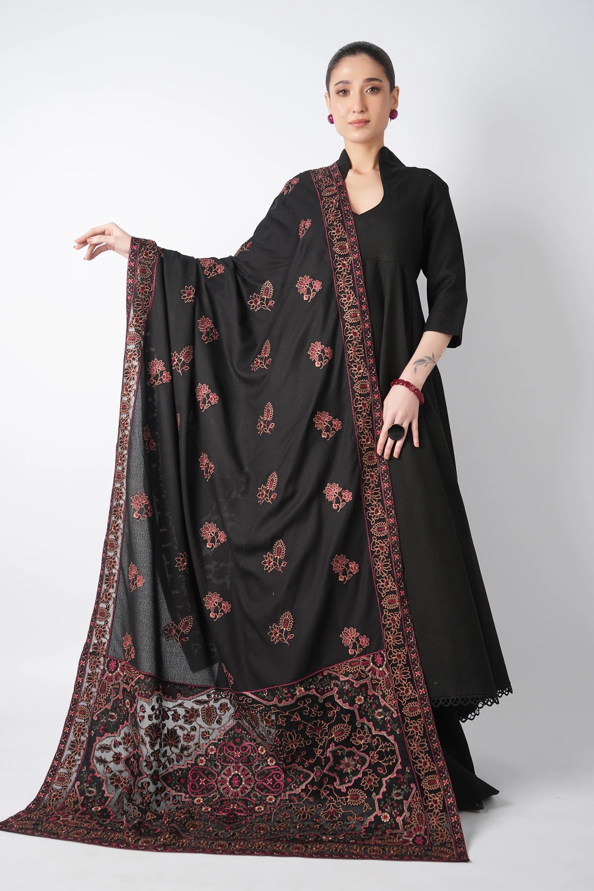 Bareeze 3PC Embroidered Karandi Suit with Embroidered Shwal -BS2313