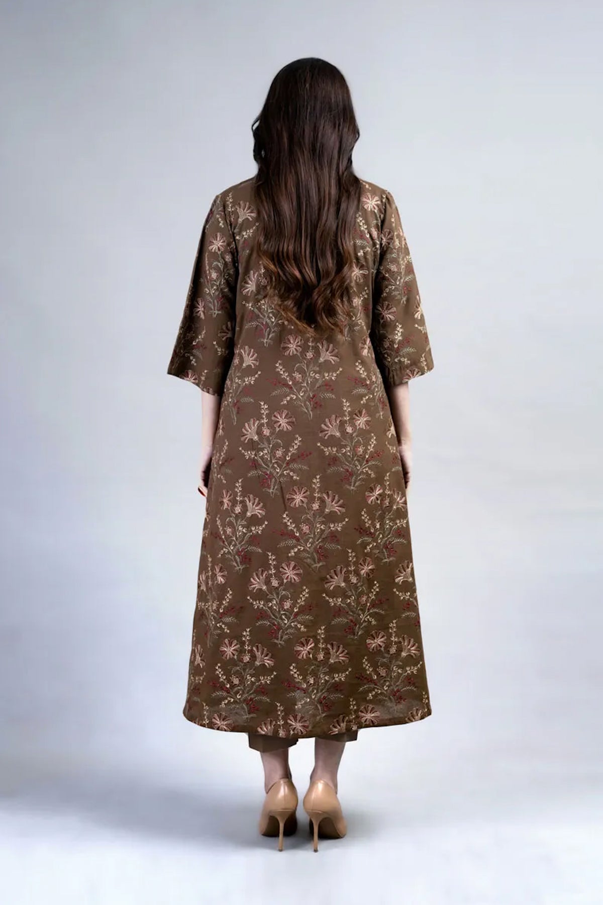 Bareeze Embroidered Lawn 3pc with Embroidered Crinkle Chiffon Dupatta- BS2024